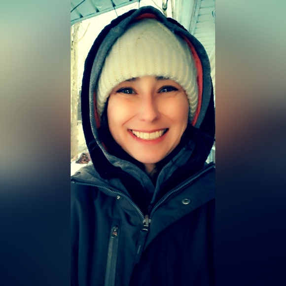 Meet your Posher, Rachael! - Picture 5 of 6